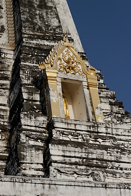 Wat Phu Khao Thong-011